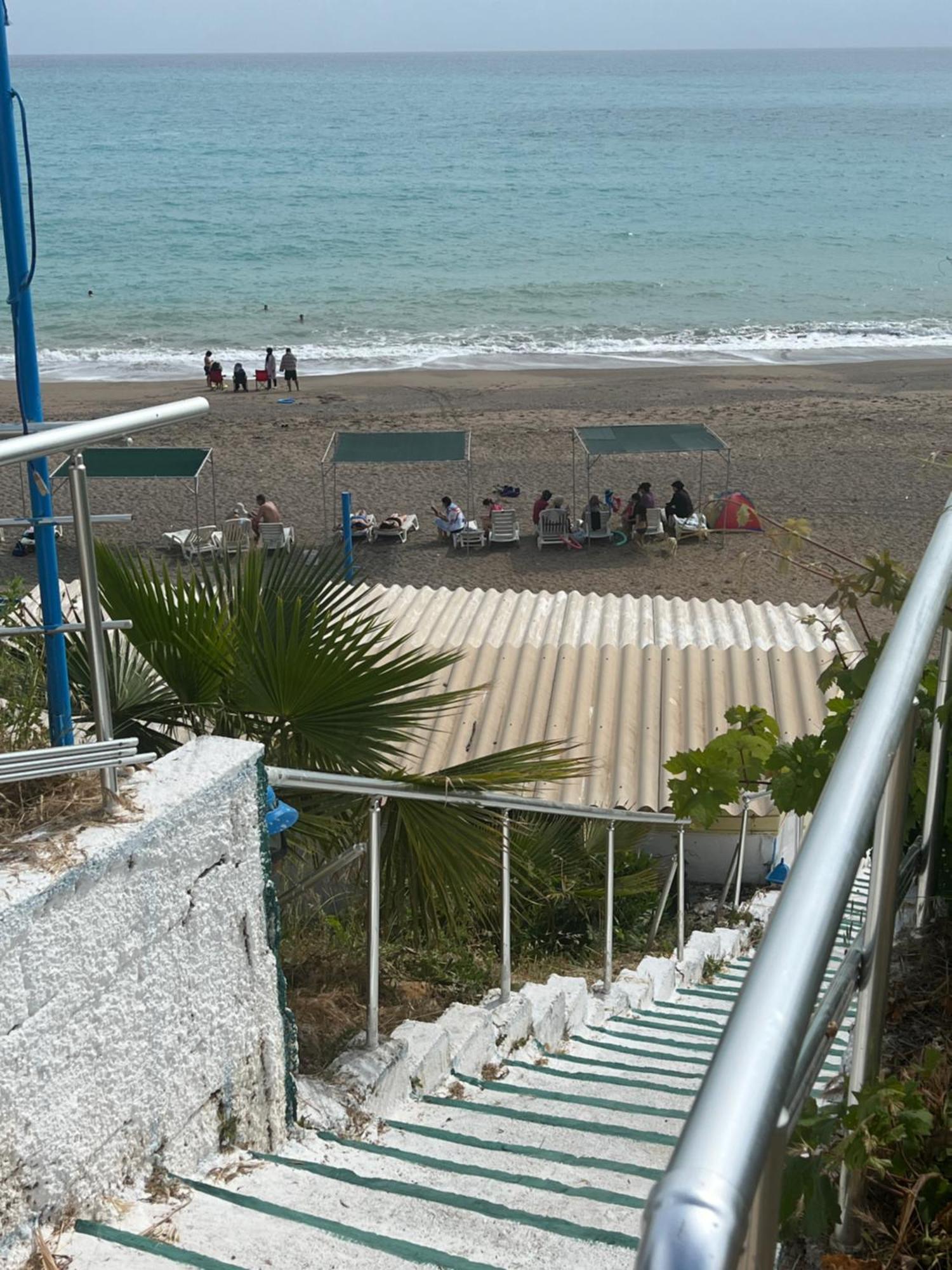 Mavi Cennet Camping Caravan Kızılot 외부 사진